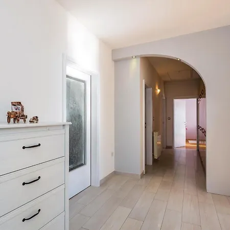 Apartment Gorgeous In With Kitchen Matulji