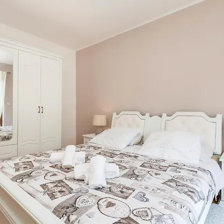 Gorgeous In With Kitchen Apartment Matulji