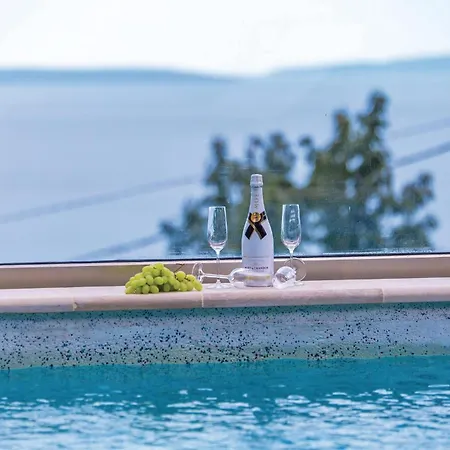 Gorgeous In With Wifi