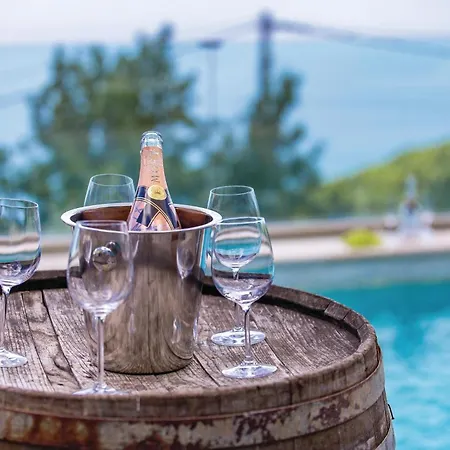 شقة Gorgeous In With Wifi *