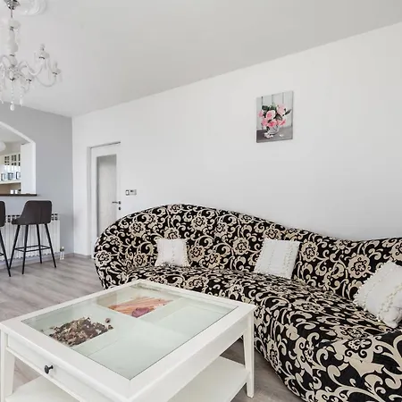 Gorgeous In With Wifi شقة *